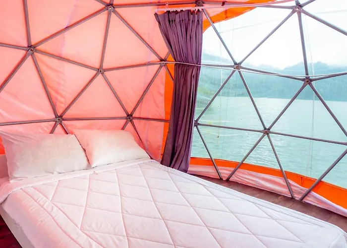 Luxe tent Jempana View